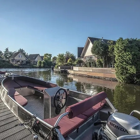 Beautiful House With Jetty Near Ijsselmeer * Medemblik